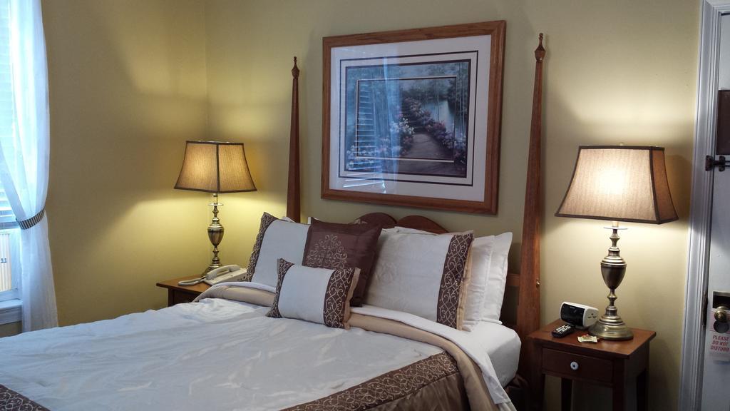 The Country Inn Of เบิร์กลีย์สปริงส์ ห้อง รูปภาพ