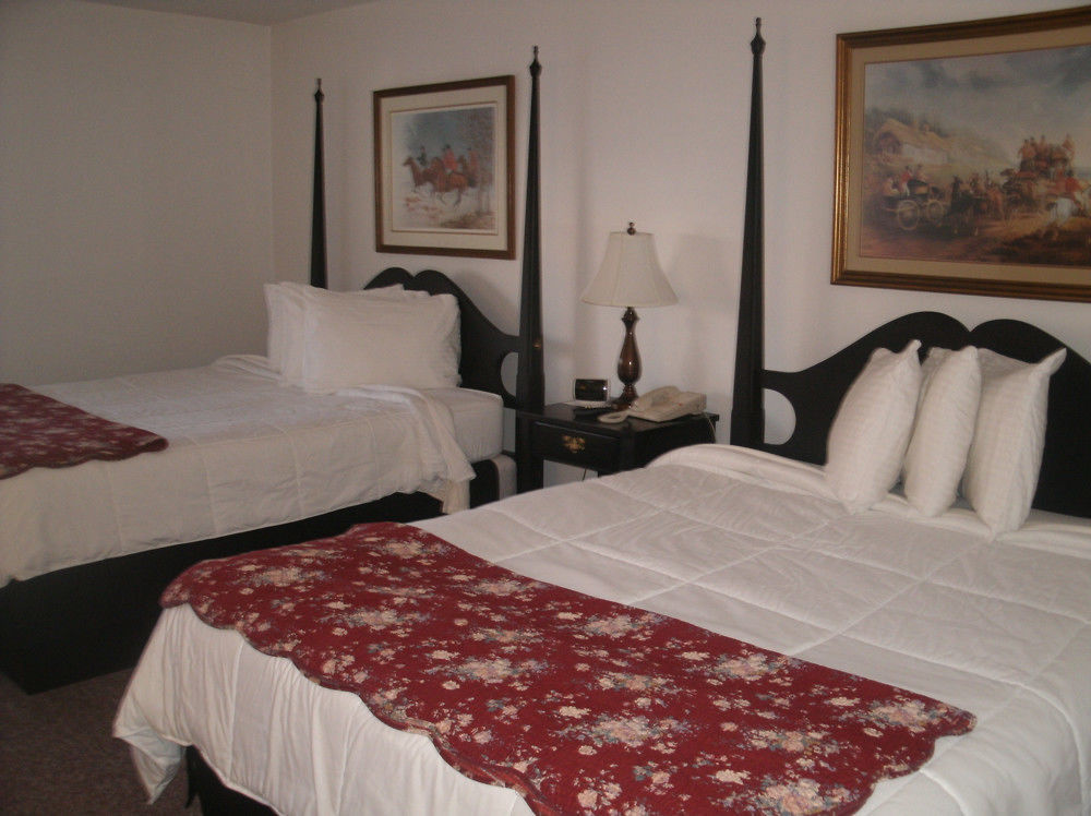 The Country Inn Of เบิร์กลีย์สปริงส์ ภายนอก รูปภาพ